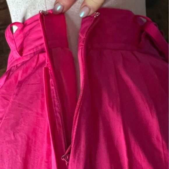 Jason Wu Designer Tiered Belted Side Zip Midi Skirt in Hot Pink. Size Small. New - Picture 10 of 15